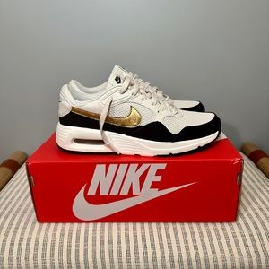 Nike Women’s Air Max SC - Gold/Black